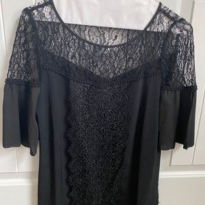 White House Black Market lace top  XXS